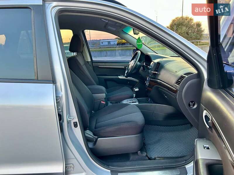 Внедорожник / Кроссовер Hyundai Santa FE 2012 в Киеве фото 39 Внедорожник / Кроссовер Hyundai Santa FE 2012 в Киеве