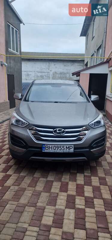Внедорожник / Кроссовер Hyundai Santa FE 2015 в Одессе