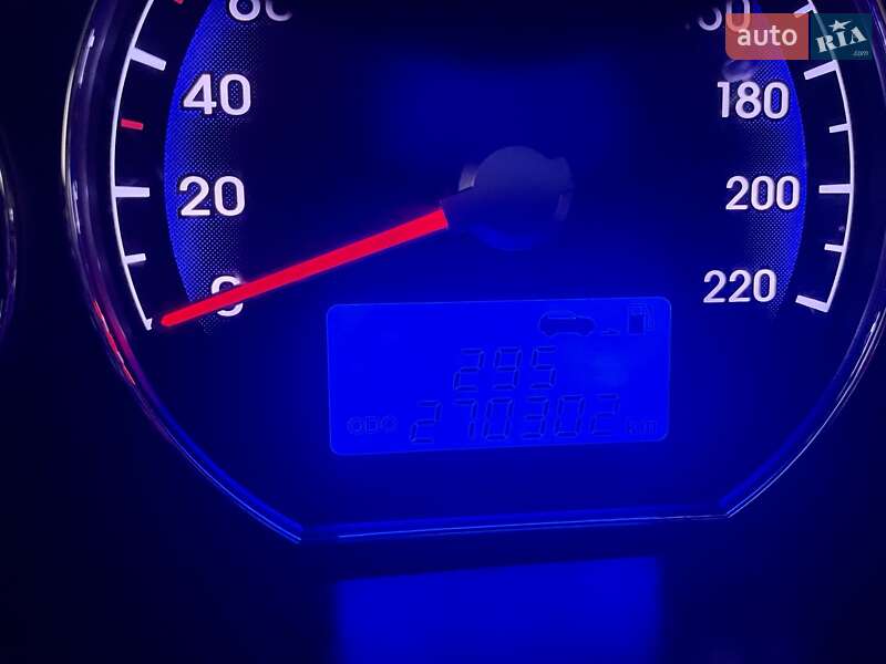 Внедорожник / Кроссовер Hyundai Santa FE 2011 в Ивано-Франковске