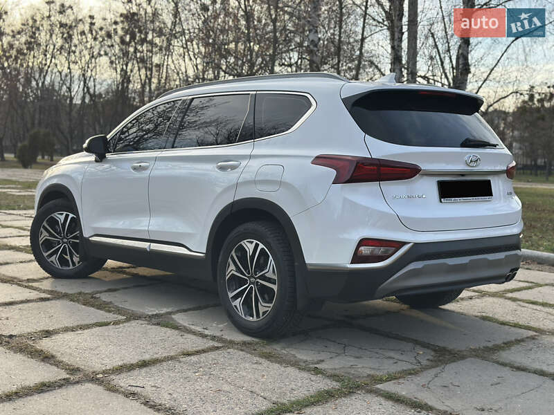 Позашляховик / Кросовер Hyundai Santa FE 2018 в Харкові