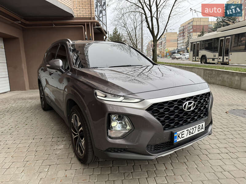 Внедорожник / Кроссовер Hyundai Santa FE 2018 в Днепре