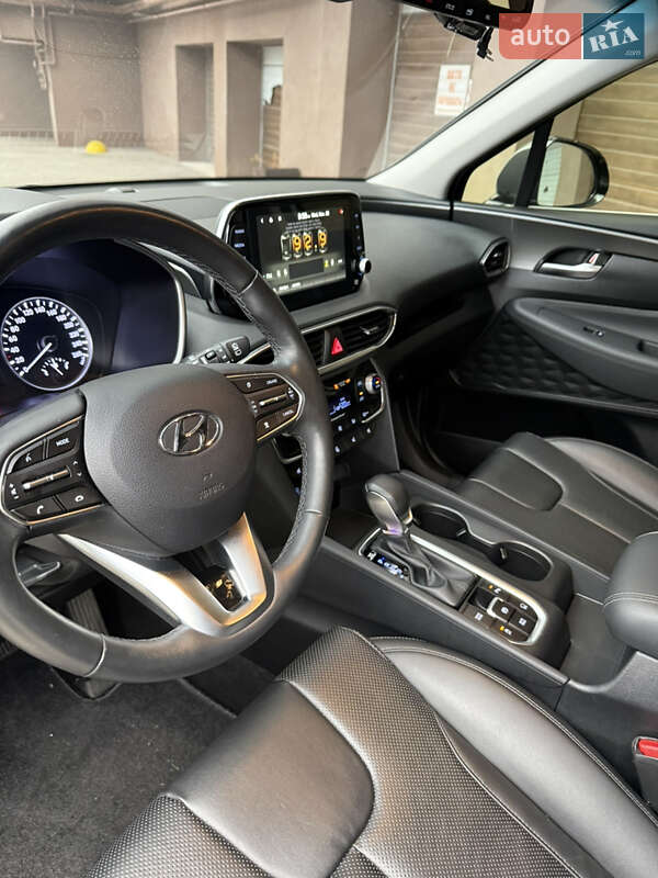 Внедорожник / Кроссовер Hyundai Santa FE 2018 в Днепре