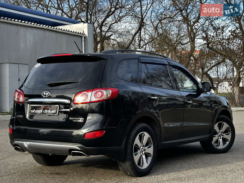 Внедорожник / Кроссовер Hyundai Santa FE 2012 в Николаеве