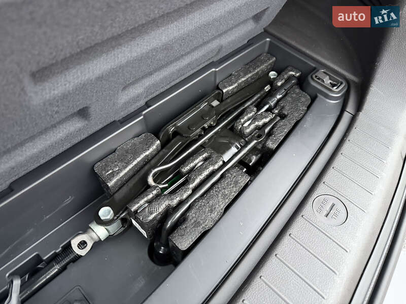 Внедорожник / Кроссовер Hyundai Santa FE 2010 в Ровно