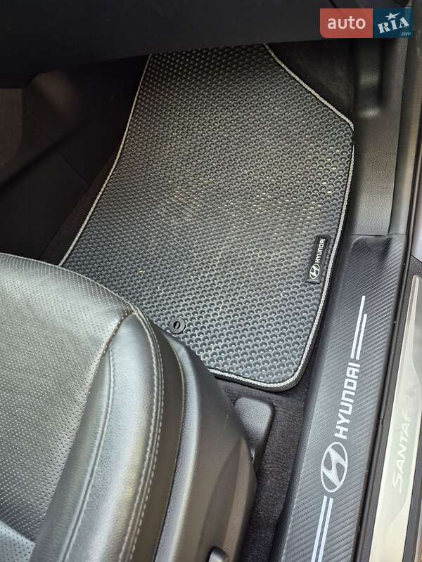 Позашляховик / Кросовер Hyundai Santa FE 2016 в Чернівцях фото 15 Позашляховик / Кросовер Hyundai Santa FE 2016 в Чернівцях