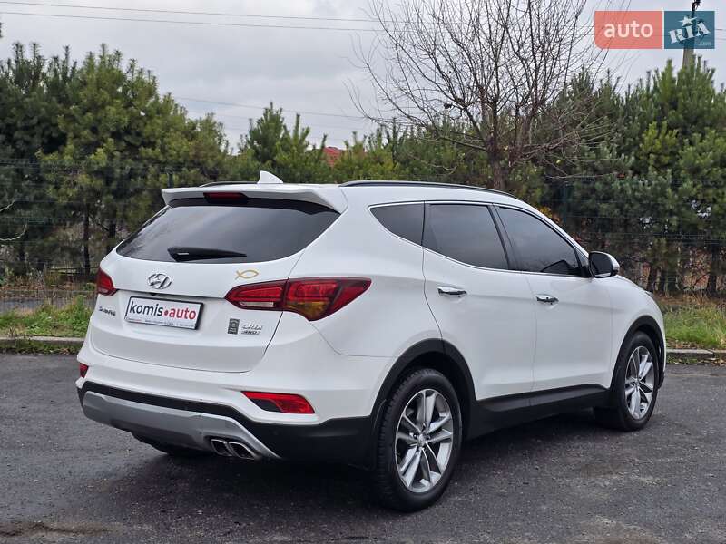 Внедорожник / Кроссовер Hyundai Santa FE 2016 в Хмельницком