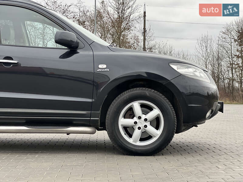 Позашляховик / Кросовер Hyundai Santa FE 2009 в Луцьку