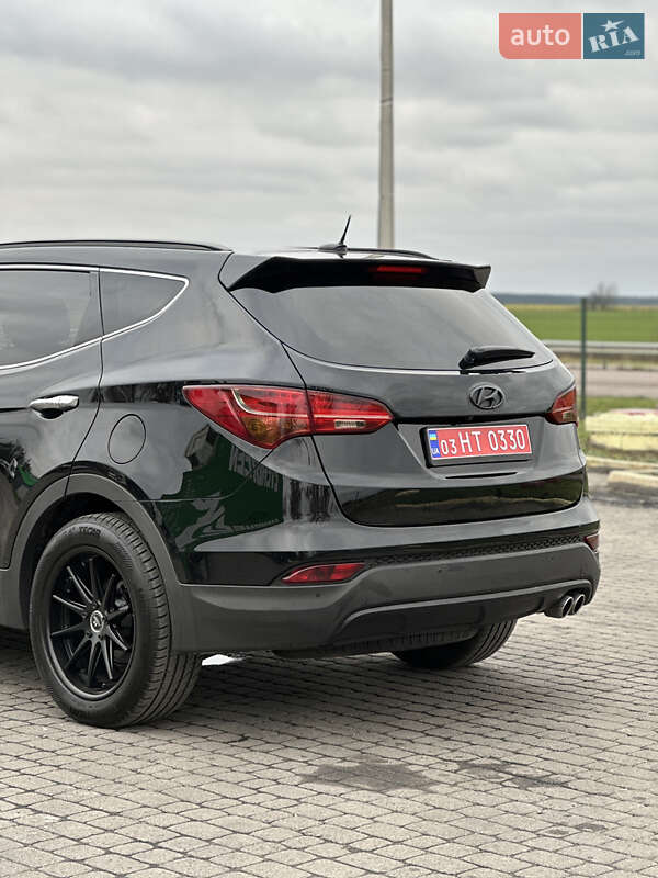Внедорожник / Кроссовер Hyundai Santa FE 2014 в Радивилове