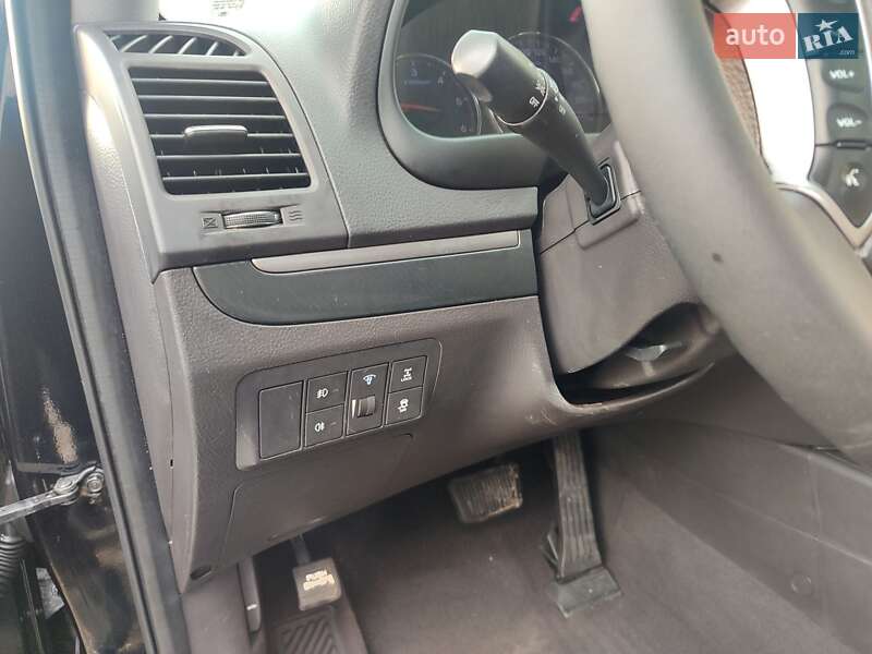 Внедорожник / Кроссовер Hyundai Santa FE 2010 в Ивано-Франковске