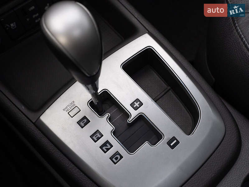 Внедорожник / Кроссовер Hyundai Santa FE 2012 в Одессе