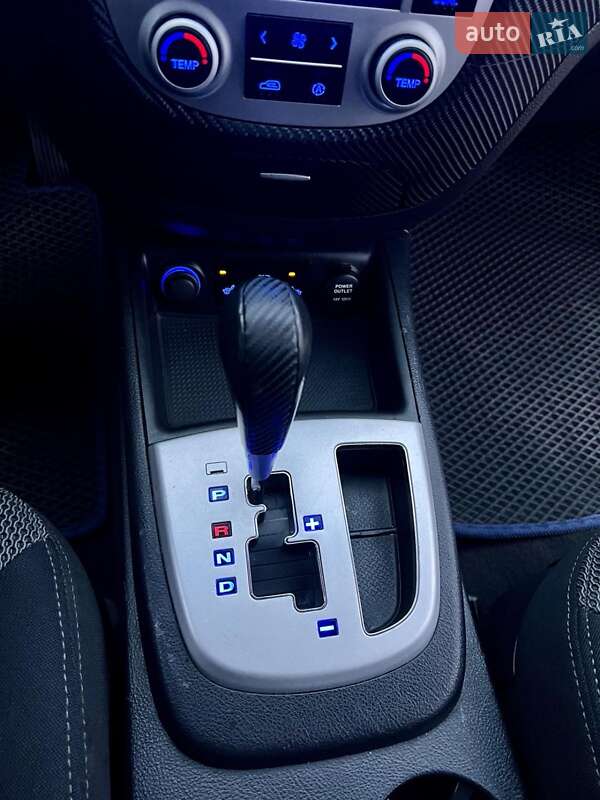 Позашляховик / Кросовер Hyundai Santa FE 2006 в Житомирі