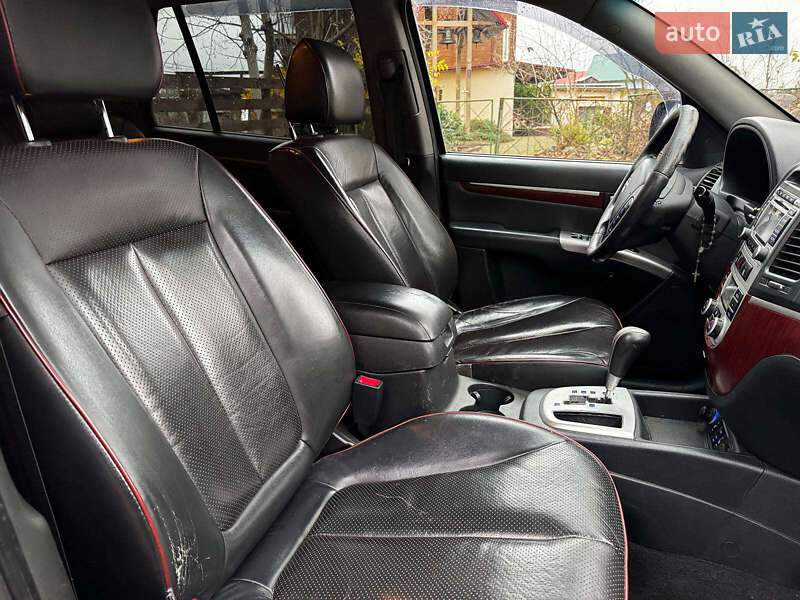 Внедорожник / Кроссовер Hyundai Santa FE 2009 в Киеве