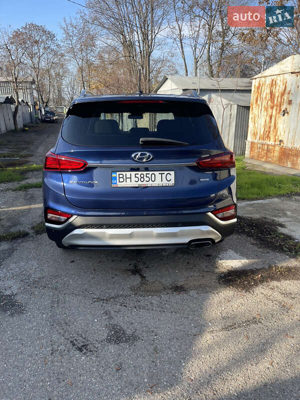 Внедорожник / Кроссовер Hyundai Santa FE 2018 в Одессе