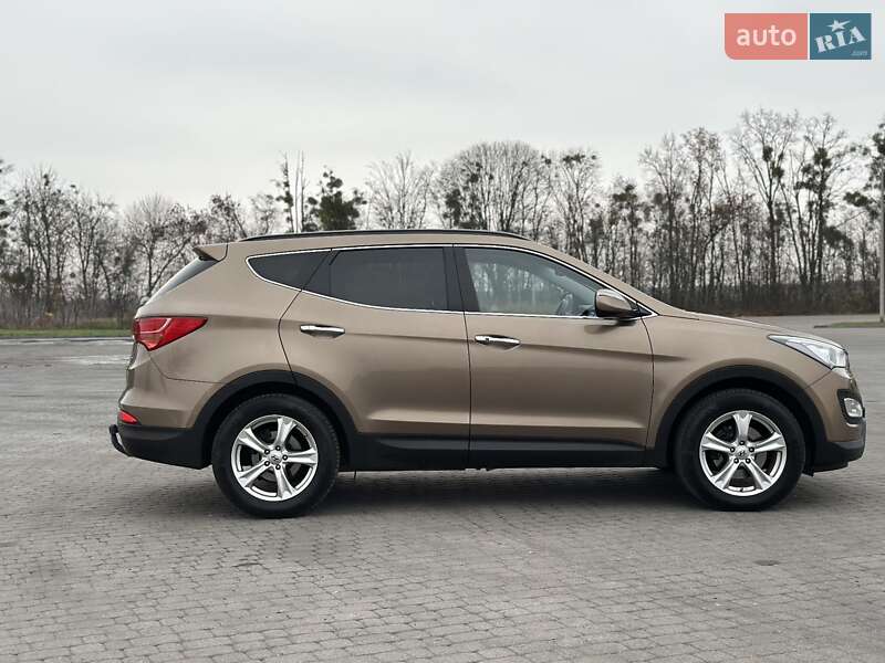 Позашляховик / Кросовер Hyundai Santa FE 2013 в Бродах фото 17 Позашляховик / Кросовер Hyundai Santa FE 2013 в Бродах