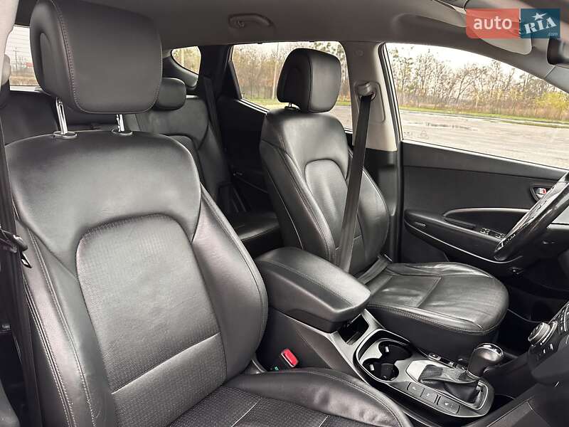 Позашляховик / Кросовер Hyundai Santa FE 2013 в Бродах фото 43 Позашляховик / Кросовер Hyundai Santa FE 2013 в Бродах