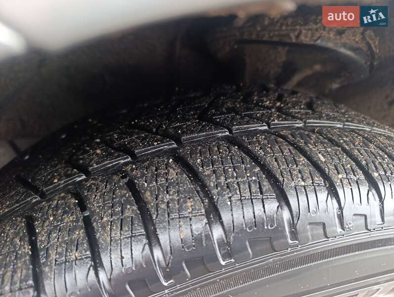 Внедорожник / Кроссовер Hyundai Santa FE 2007 в Лозовой