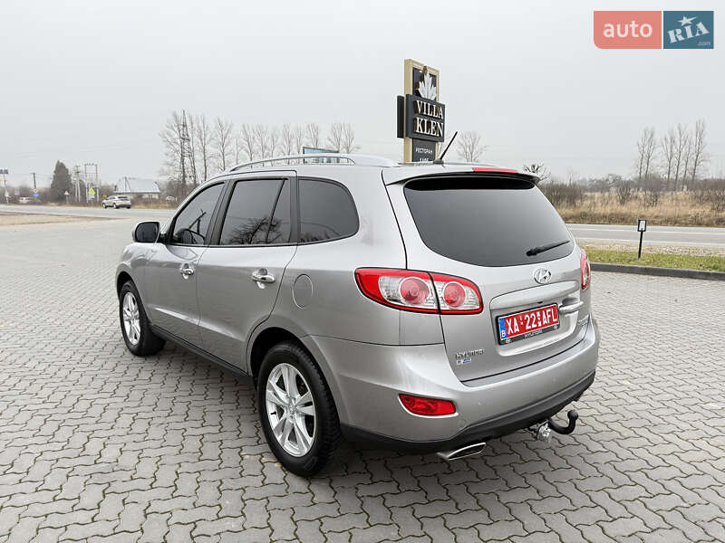 Внедорожник / Кроссовер Hyundai Santa FE 2011 в Коломые