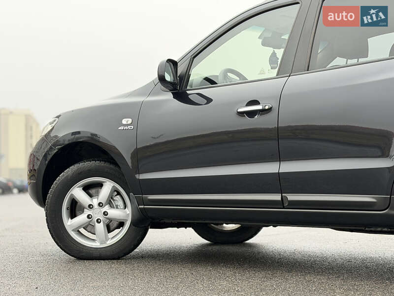Внедорожник / Кроссовер Hyundai Santa FE 2006 в Виннице