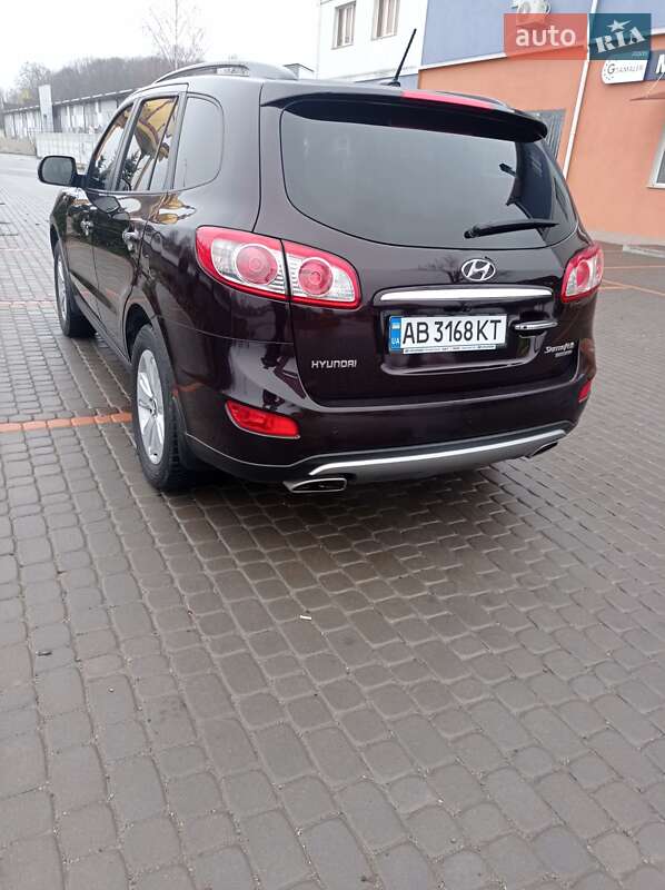 Внедорожник / Кроссовер Hyundai Santa FE 2011 в Виннице