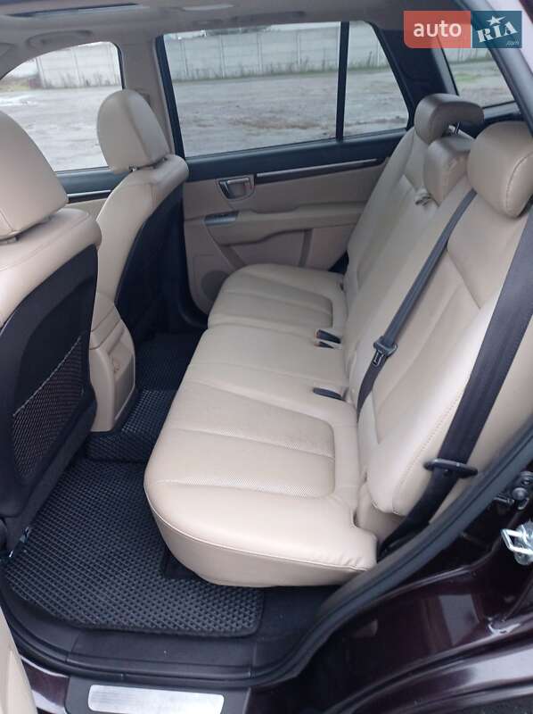 Внедорожник / Кроссовер Hyundai Santa FE 2011 в Виннице