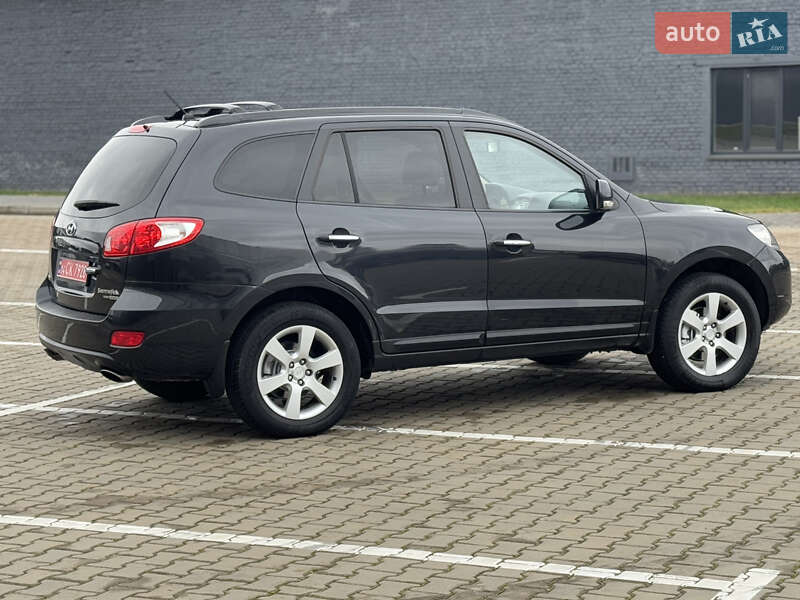 Внедорожник / Кроссовер Hyundai Santa FE 2009 в Ивано-Франковске