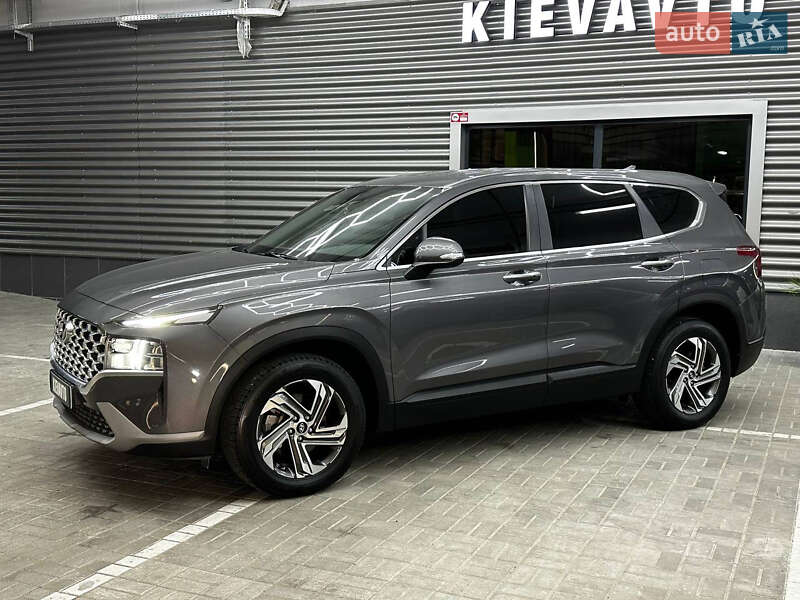 Внедорожник / Кроссовер Hyundai Santa FE 2020 в Киеве