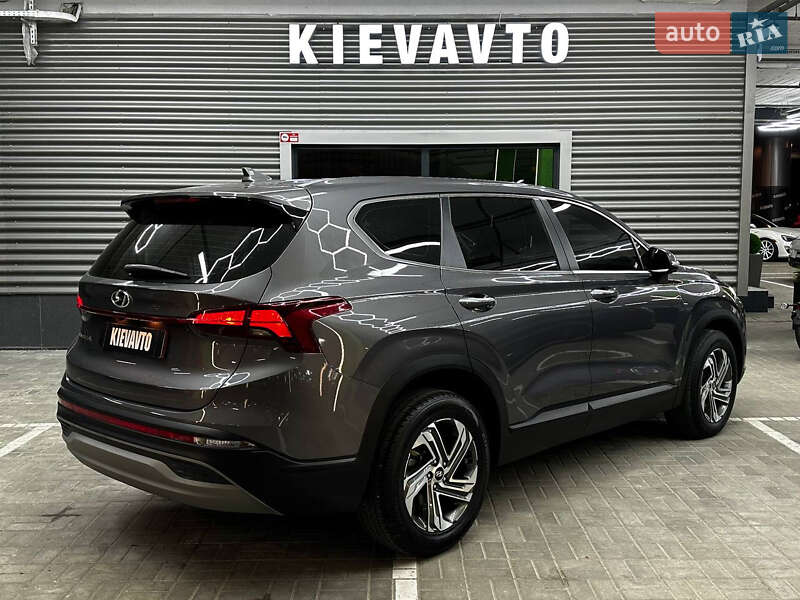 Внедорожник / Кроссовер Hyundai Santa FE 2020 в Киеве