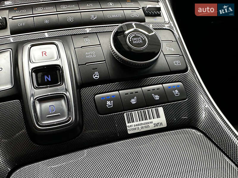 Внедорожник / Кроссовер Hyundai Santa FE 2020 в Киеве