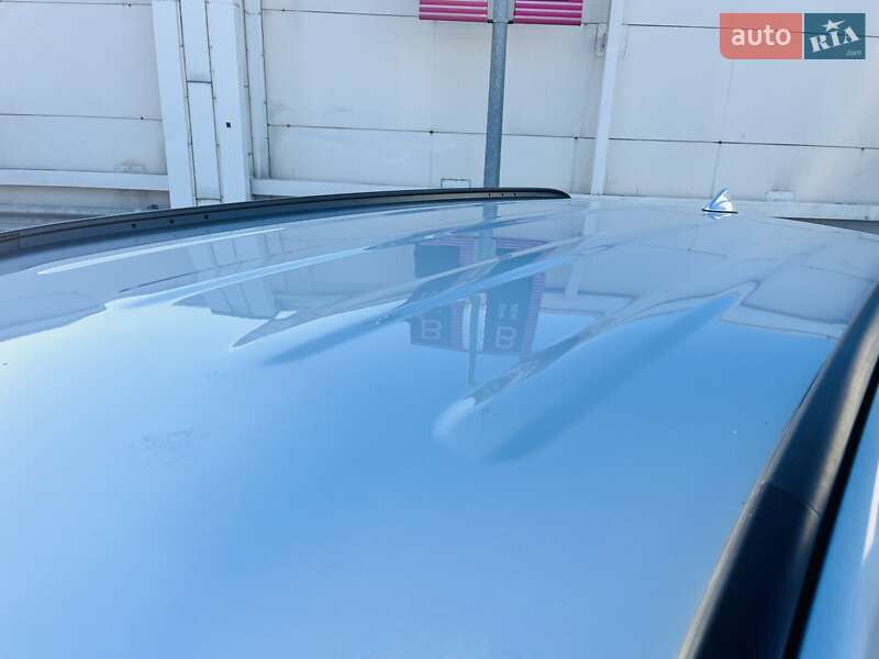 Внедорожник / Кроссовер Hyundai Santa FE 2016 в Киеве