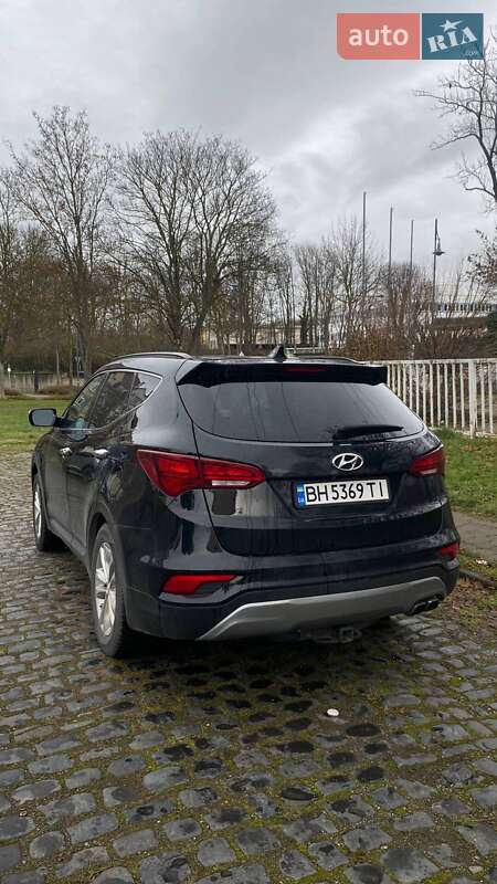 Внедорожник / Кроссовер Hyundai Santa FE 2017 в Одессе