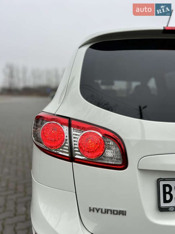 Внедорожник / Кроссовер Hyundai Santa FE 2011 в Коломые