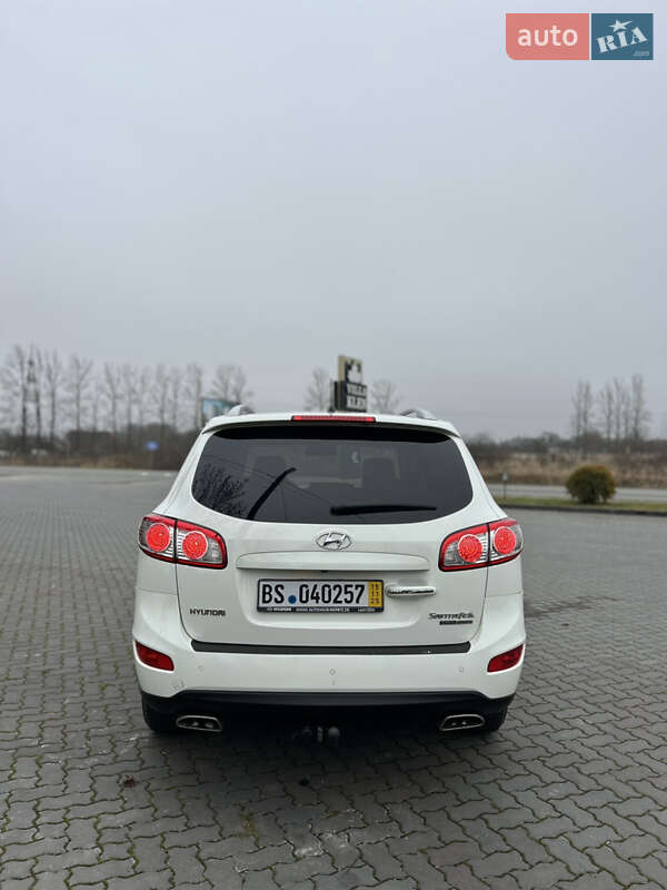 Внедорожник / Кроссовер Hyundai Santa FE 2011 в Коломые