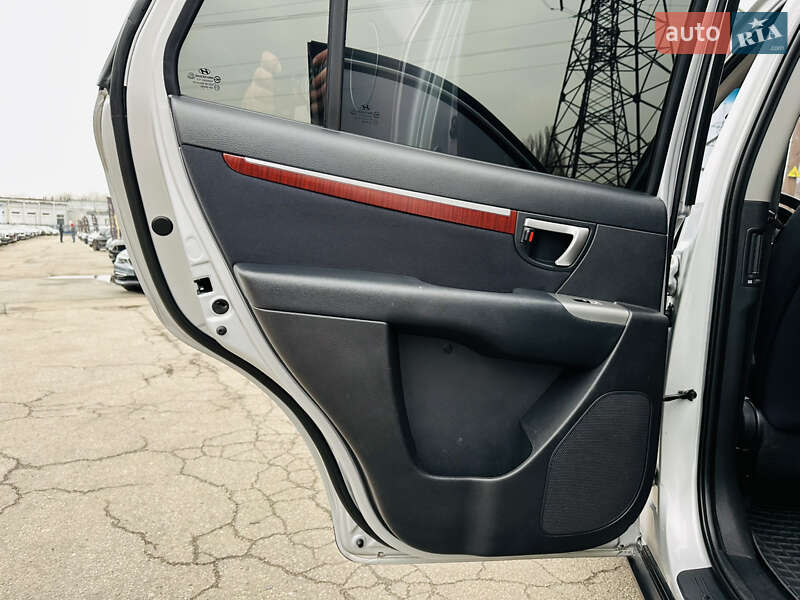 Внедорожник / Кроссовер Hyundai Santa FE 2007 в Харькове фото 18 Внедорожник / Кроссовер Hyundai Santa FE 2007 в Харькове