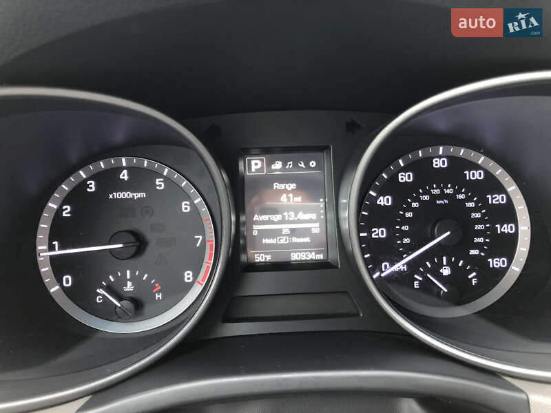 Внедорожник / Кроссовер Hyundai Santa FE 2018 в Николаеве