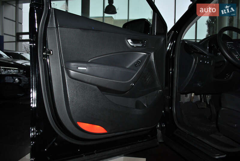 Позашляховик / Кросовер Hyundai Santa FE 2014 в Рівному фото 15 Позашляховик / Кросовер Hyundai Santa FE 2014 в Рівному