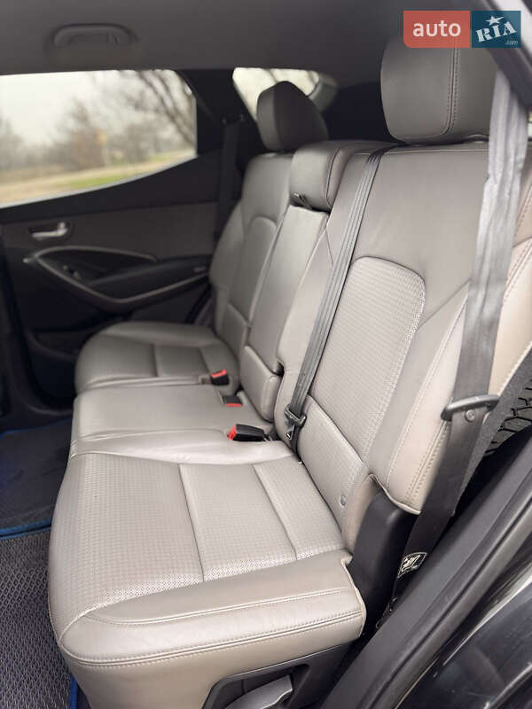 Позашляховик / Кросовер Hyundai Santa FE 2012 в Кам'янському