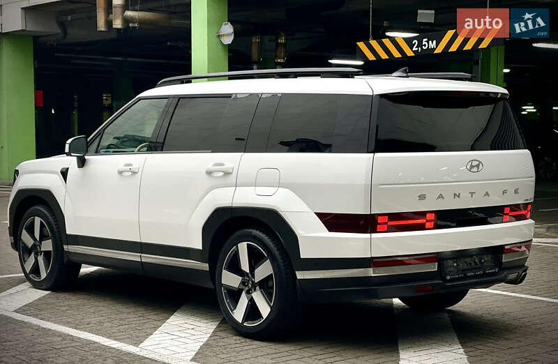 Внедорожник / Кроссовер Hyundai Santa FE 2024 в Киеве