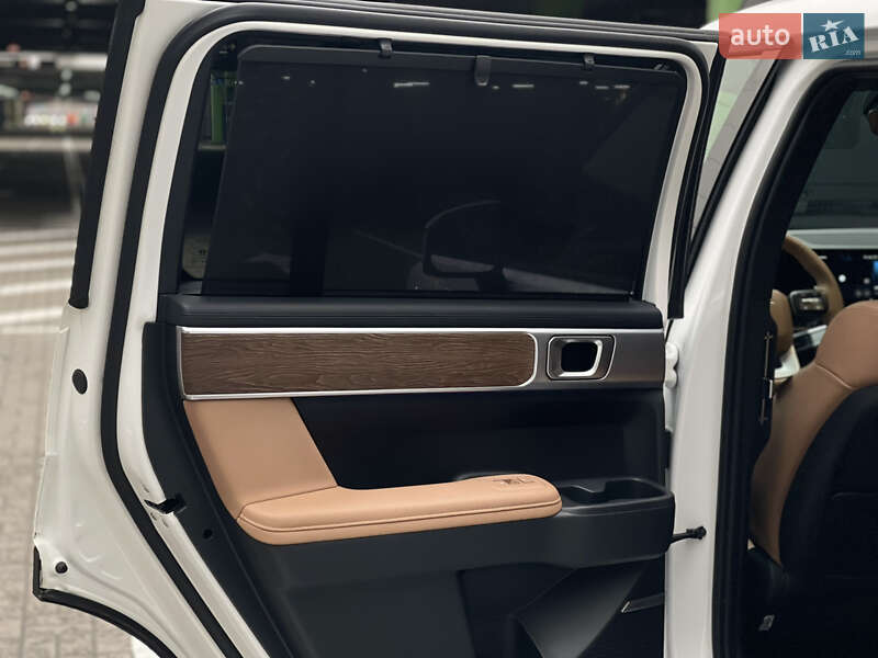 Внедорожник / Кроссовер Hyundai Santa FE 2024 в Киеве