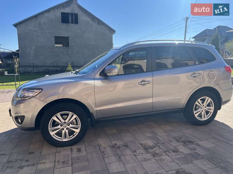 Внедорожник / Кроссовер Hyundai Santa FE 2011 в Солотвине фото 9 Внедорожник / Кроссовер Hyundai Santa FE 2011 в Солотвине