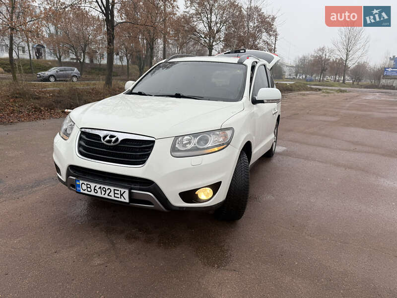 Внедорожник / Кроссовер Hyundai Santa FE 2011 в Чернигове