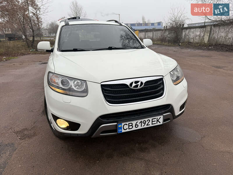 Внедорожник / Кроссовер Hyundai Santa FE 2011 в Чернигове