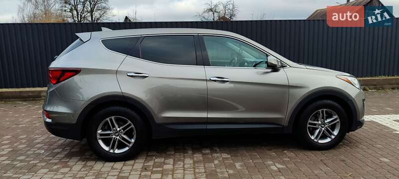 Внедорожник / Кроссовер Hyundai Santa FE 2016 в Житомире фото 3 Внедорожник / Кроссовер Hyundai Santa FE 2016 в Житомире