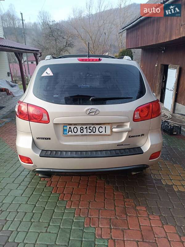 Внедорожник / Кроссовер Hyundai Santa FE 2007 в Межгорье