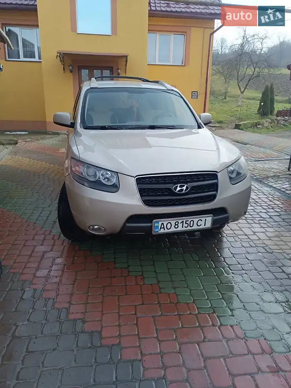 Hyundai Santa FE