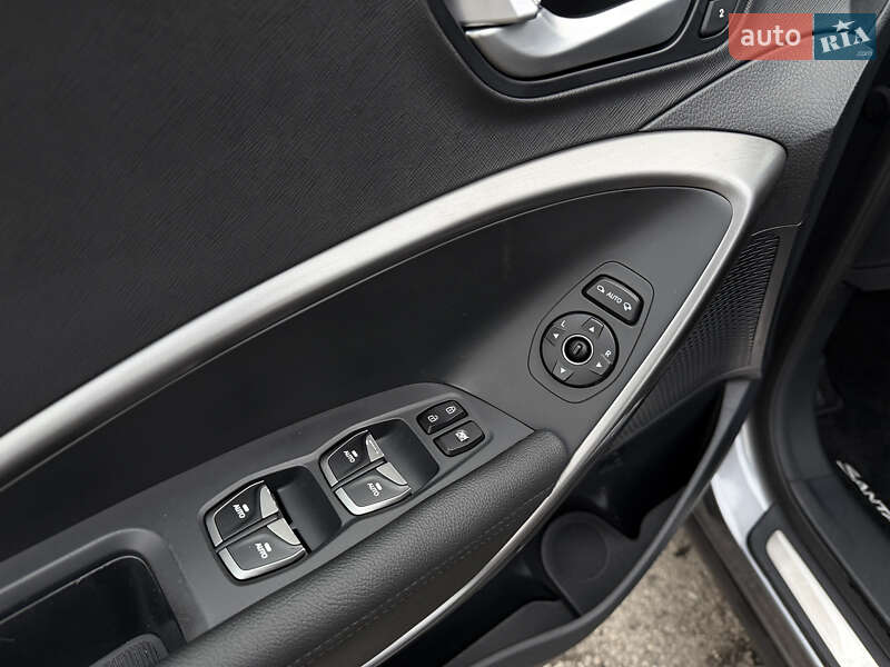Внедорожник / Кроссовер Hyundai Santa FE 2016 в Радивилове фото 34 Внедорожник / Кроссовер Hyundai Santa FE 2016 в Радивилове