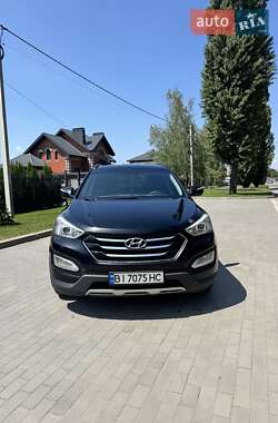 Внедорожник / Кроссовер Hyundai Santa FE 2013 в Кременчуге