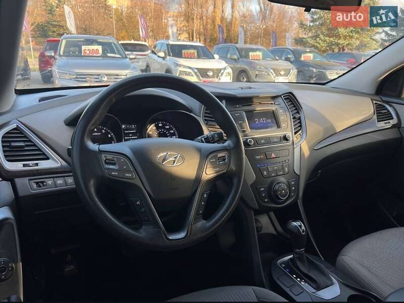 Позашляховик / Кросовер Hyundai Santa FE 2016 в Кривому Розі