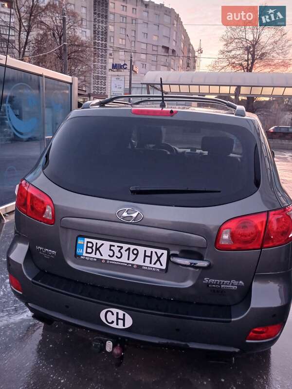 Позашляховик / Кросовер Hyundai Santa FE 2006 в Рівному