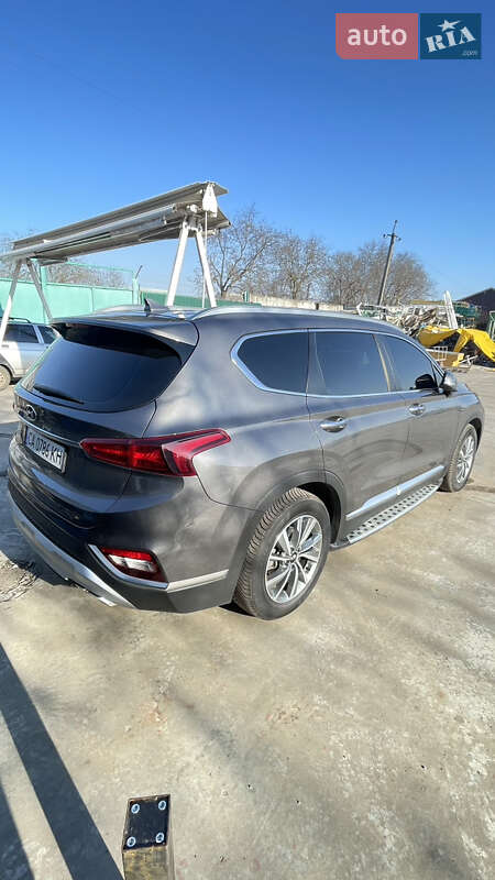 Позашляховик / Кросовер Hyundai Santa FE 2019 в Умані