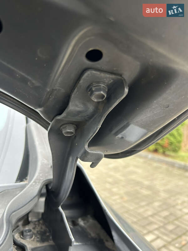 Позашляховик / Кросовер Hyundai Santa FE 2011 в Прилуках